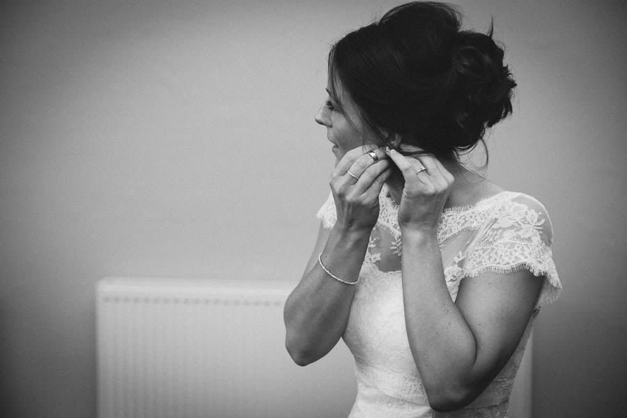 South East | Buckinghamshire | Aylesbury | Autumn | Country | Classic | DIY | Orange | Teal | Manor House | Real Wedding | Isha Photography #Bridebook #RealWedding #WeddingIdeas Bridebook.co.uk