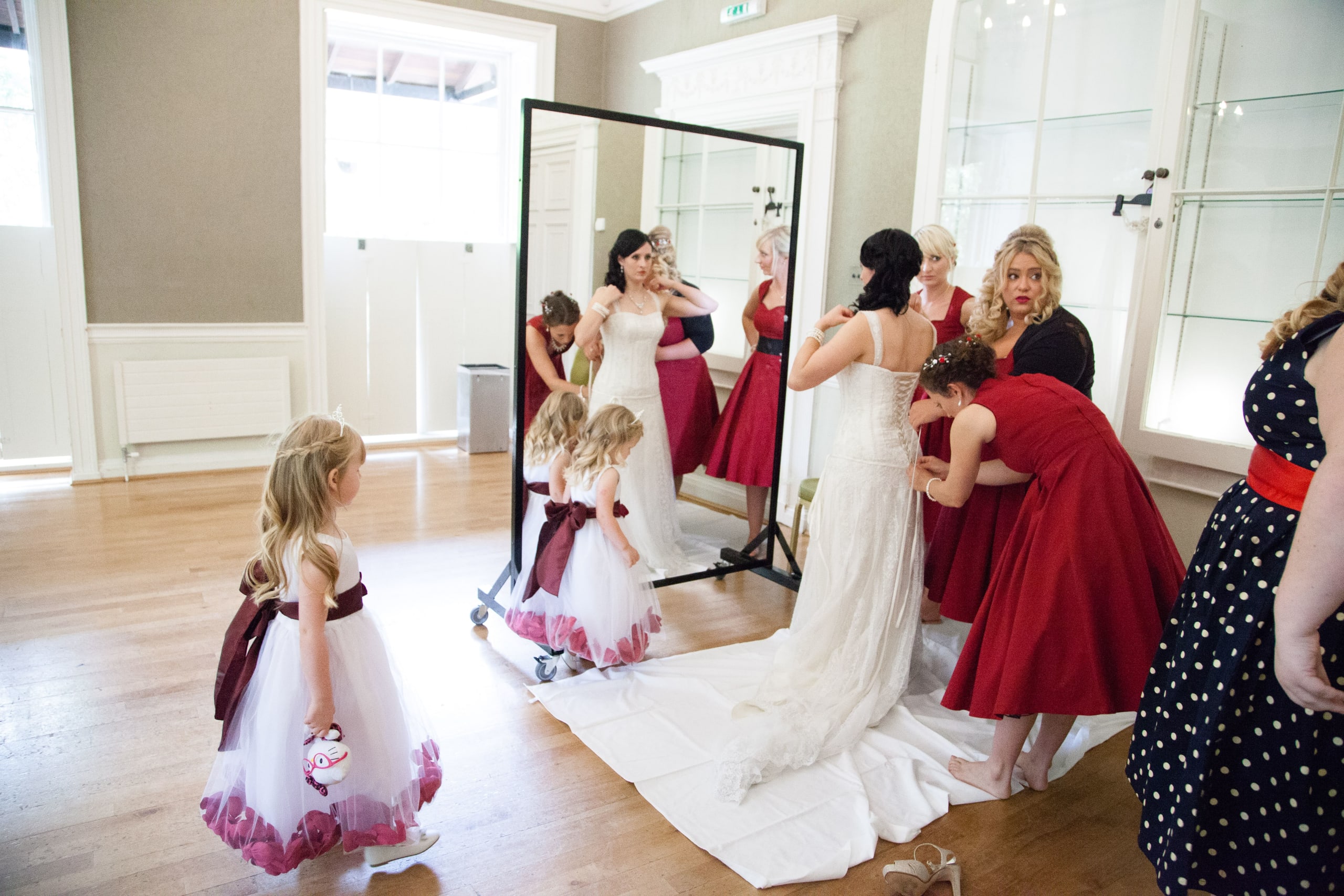 Bridebook.co.uk bride surrounded by bridal party