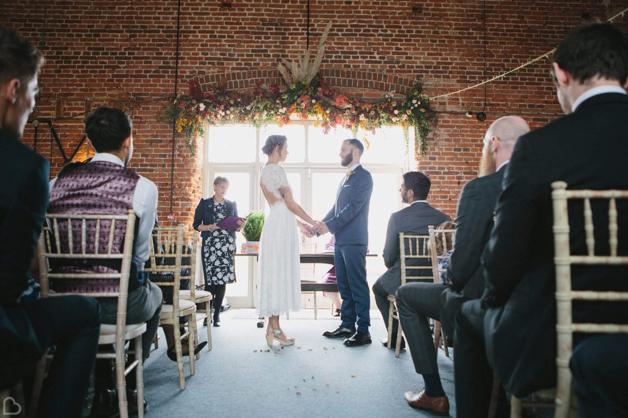 couple getting married at gorwick great hall a beautiful wedding venue in the uk