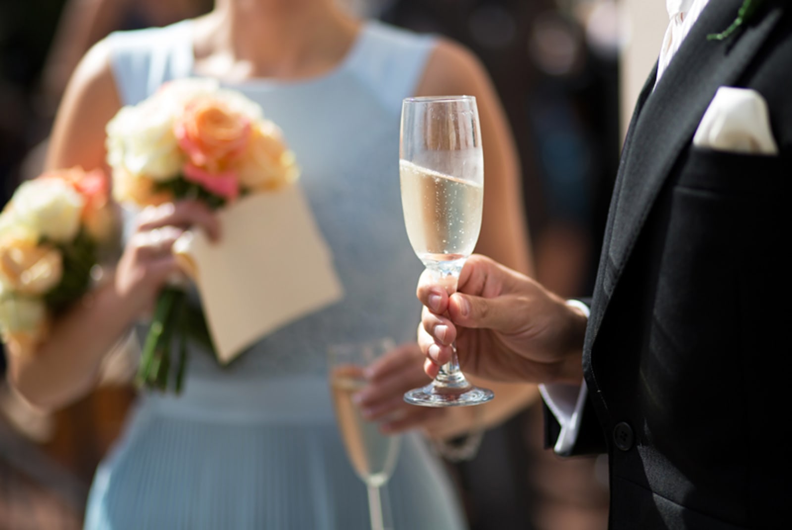 South East | Buckinghamshire | Maidenhead | Summer | Classic | Elegant | Blue | Pastels | Country House | Real Wedding | Guy Hearn Photography #Bridebook #RealWedding #WeddingIdeas Bridebook.co.uk 