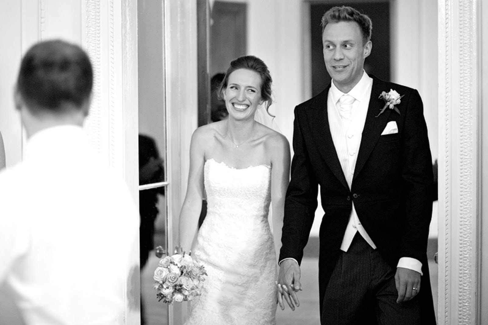 South East | Buckinghamshire | Maidenhead | Summer | Classic | Elegant | Blue | Pastels | Country House | Real Wedding | Guy Hearn Photography #Bridebook #RealWedding #WeddingIdeas Bridebook.co.uk 