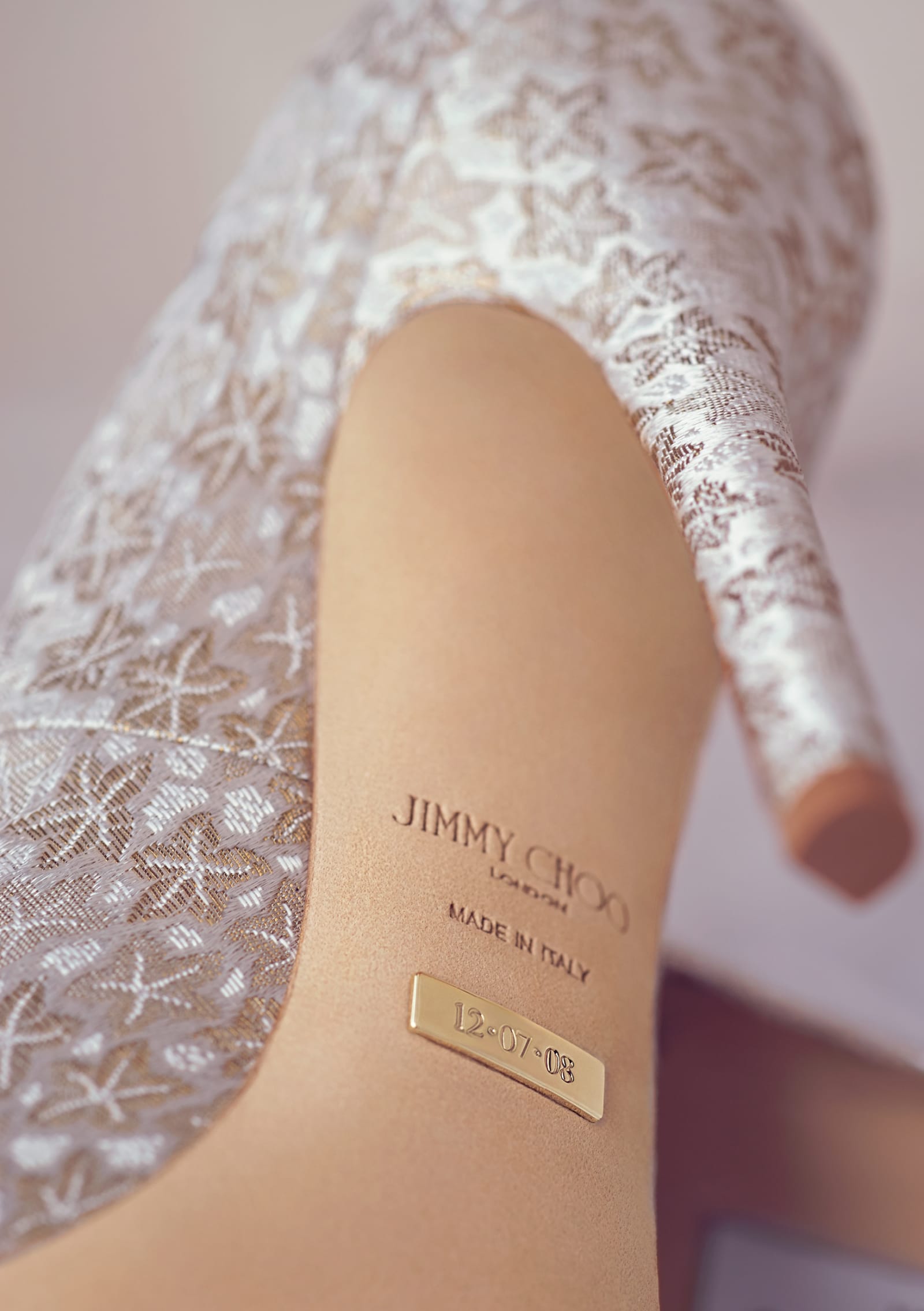 bridebook.co.uk-jimmy-cho-personalised-shoe