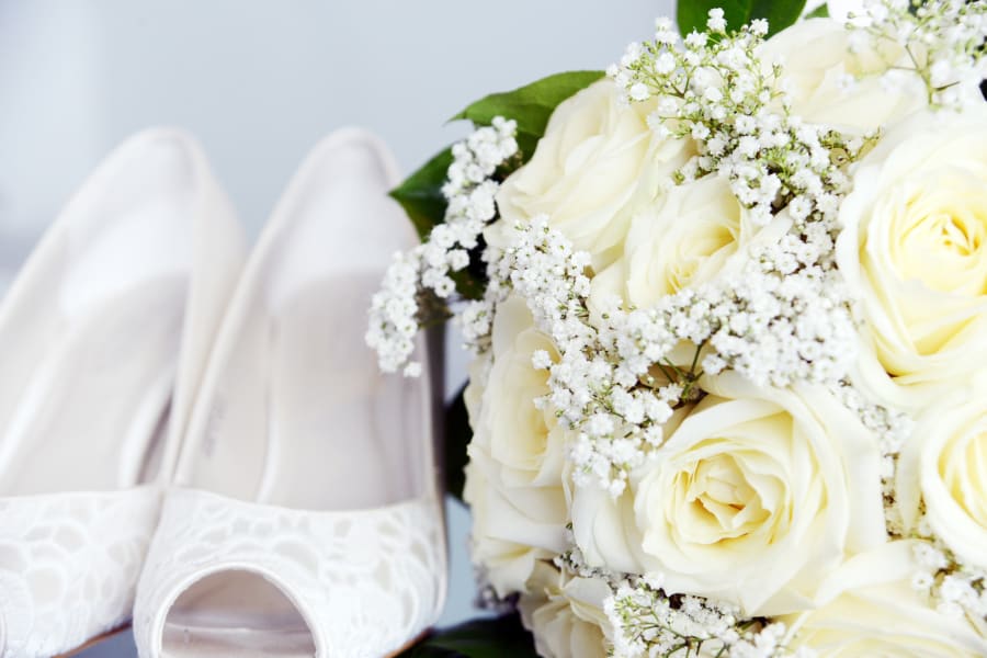 South West | Cornwall | Porthtowan | Autumn | Coastal | DIY | Blue | White | Bar | Real Wedding | Helen Court Photography #Bridebook #RealWedding #WeddingIdeas Bridebook.co.uk