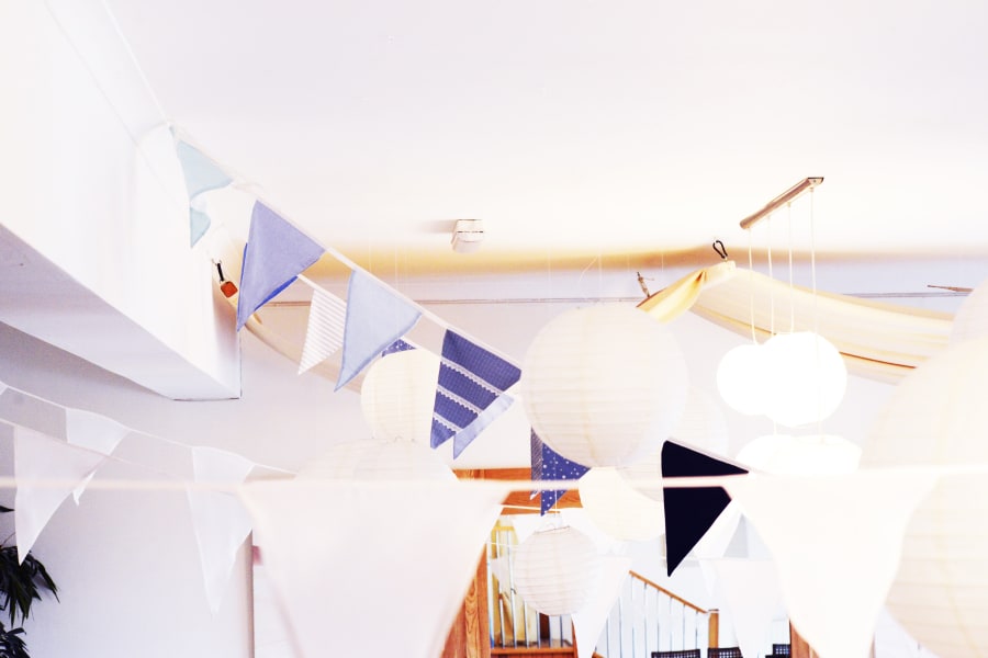 South West | Cornwall | Porthtowan | Autumn | Coastal | DIY | Blue | White | Bar | Real Wedding | Helen Court Photography #Bridebook #RealWedding #WeddingIdeas Bridebook.co.uk