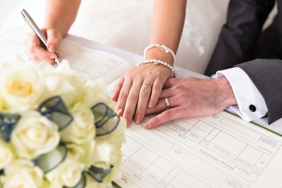 South West | Dorset | Poole | Spring | Coastal | Classic | Navy | White | Hotel | Real Wedding | Jennie Franklin #Bridebook #RealWedding #WeddingIdeas Bridebook.co.uk