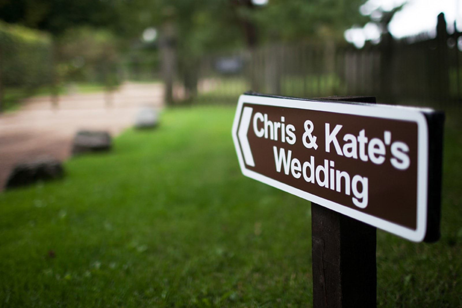 South East | Buckinghamshire | Great Hampden | Summer | Classic | Purple | Plum | Country House | Real Wedding | Guy Hearn Photography #Bridebook #RealWedding #WeddingIdeas Bridebook.co.uk