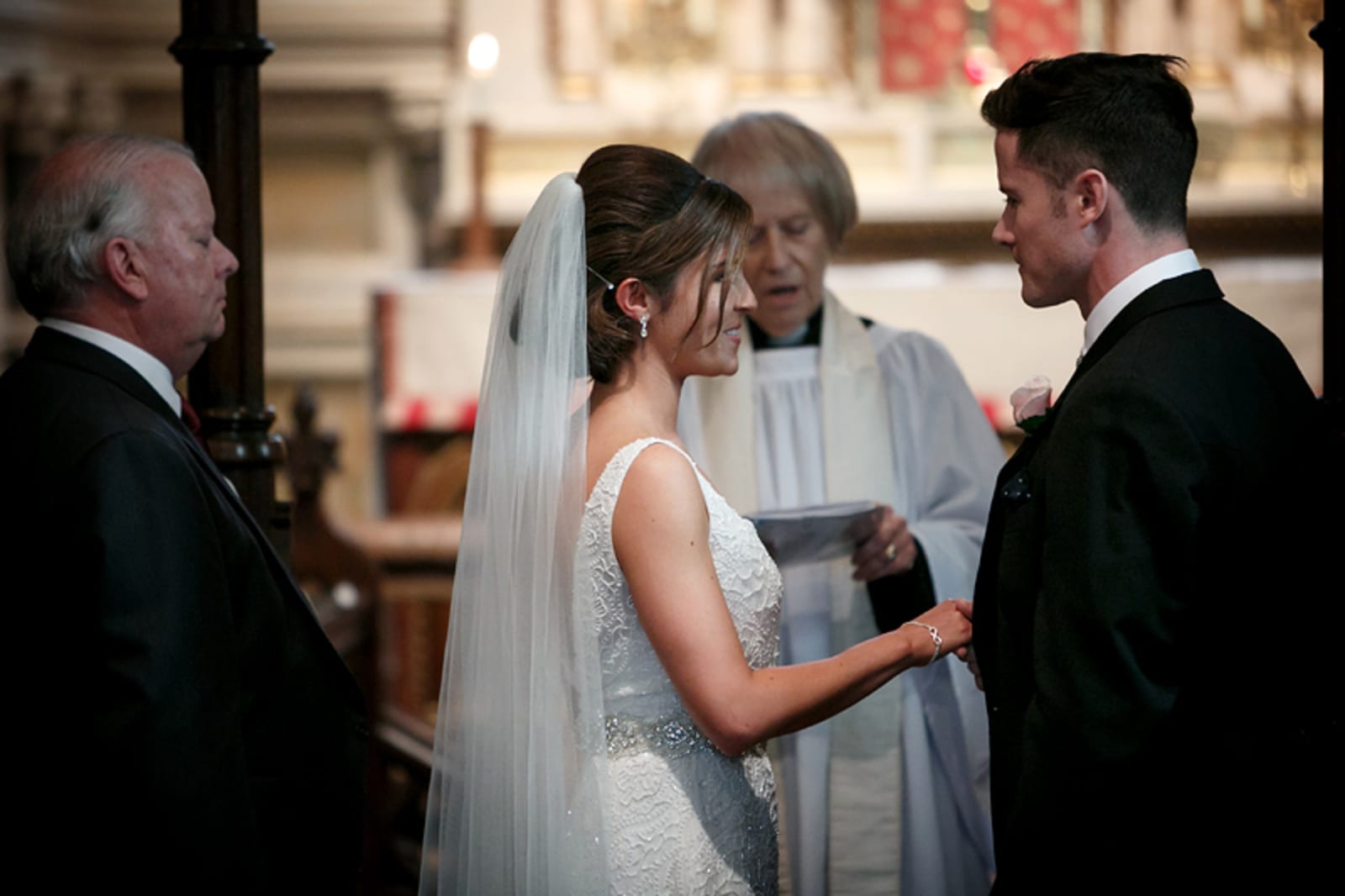 South East | Buckinghamshire | Maidenhead | Autumn | Classic | Neutrals | Pink | Country House | Real Wedding | Guy Hearn Photography #Bridebook #RealWedding #WeddingIdeas Bridebook.co.uk