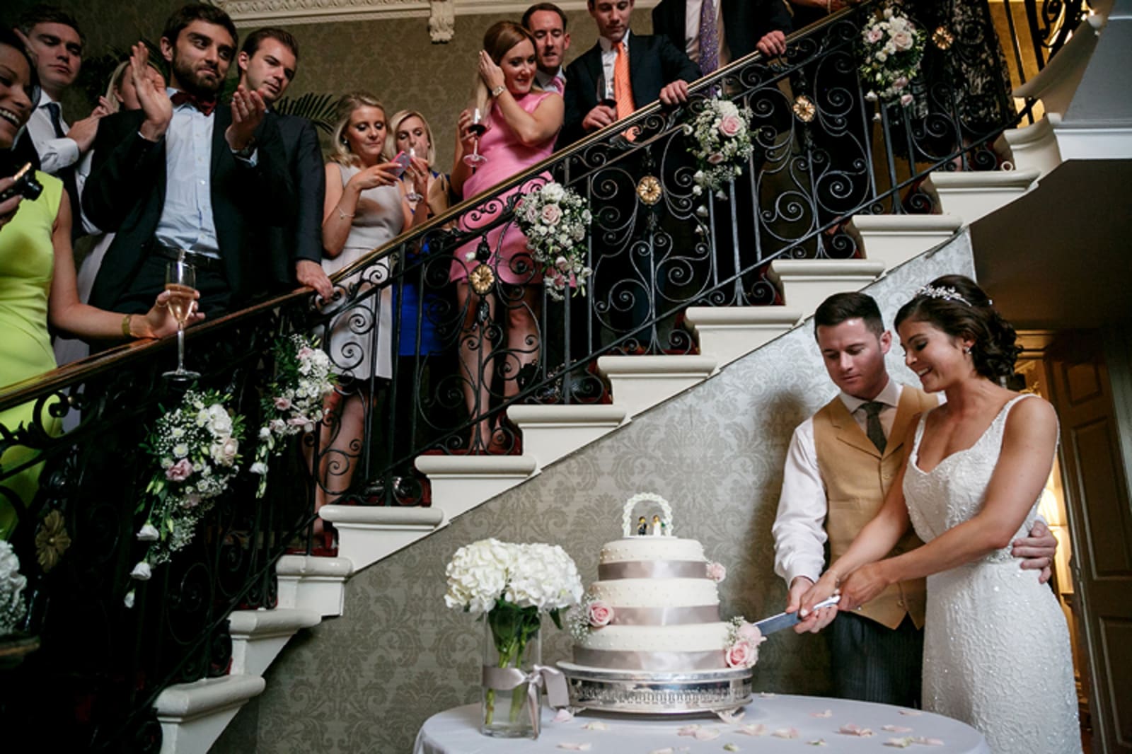 South East | Buckinghamshire | Maidenhead | Autumn | Classic | Neutrals | Pink | Country House | Real Wedding | Guy Hearn Photography #Bridebook #RealWedding #WeddingIdeas Bridebook.co.uk