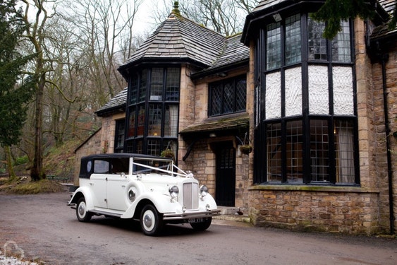 Olde England Kiosk wedding venue in Lancashire