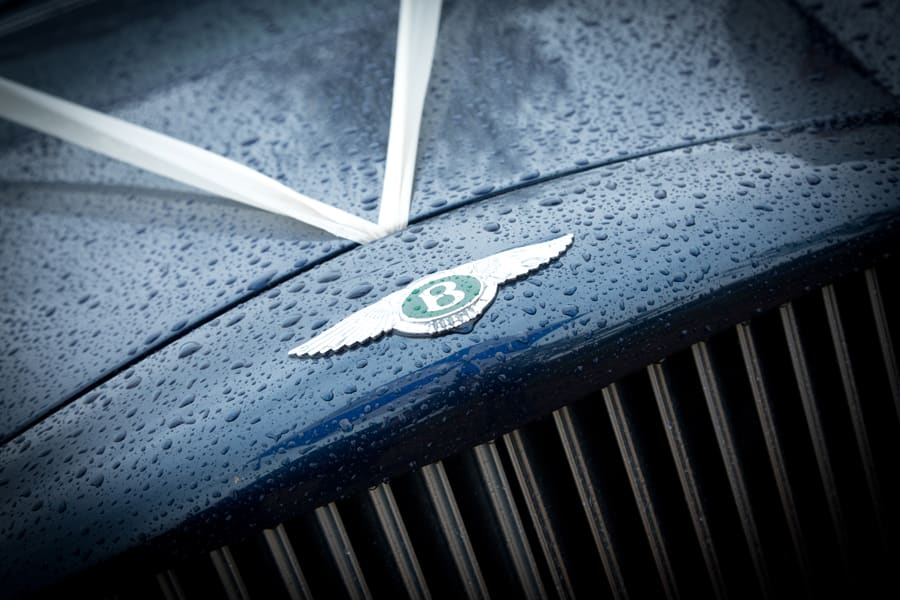 South East | Norfolk | Beccles | Autumn | DIY | Classic | Orange | Brown | Barn | Real Wedding | Si Grand Photography #Bridebook #RealWedding #WeddingIdeas Bridebook.co.uk 