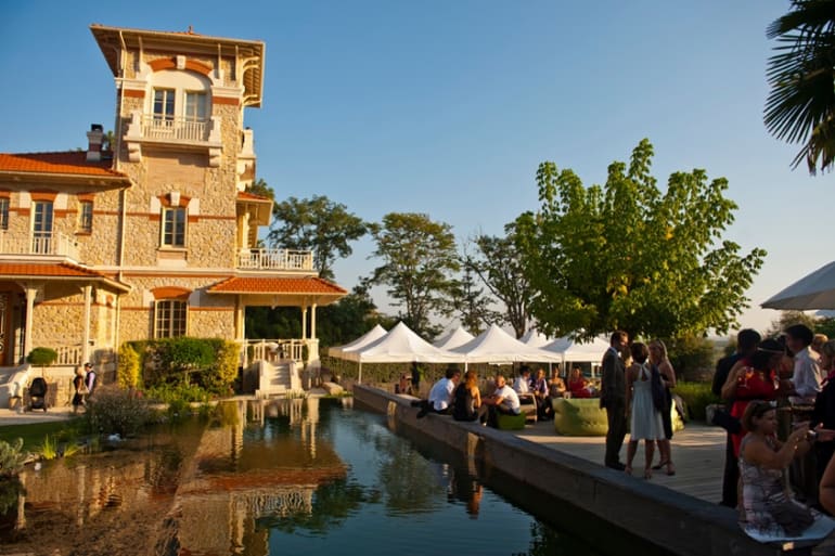 Bridebook.co.uk luxury travel book