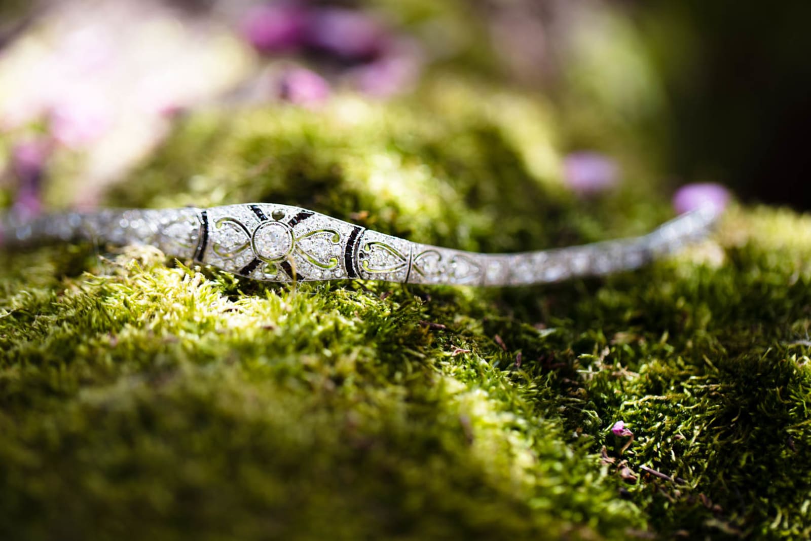 South West | Somerset | Frome | Summer | Classic | Outdoor | Blue | White | Country House | Real Wedding | Chris Giles Photography #Bridebook #RealWedding #WeddingIdeas Bridebook.co.uk