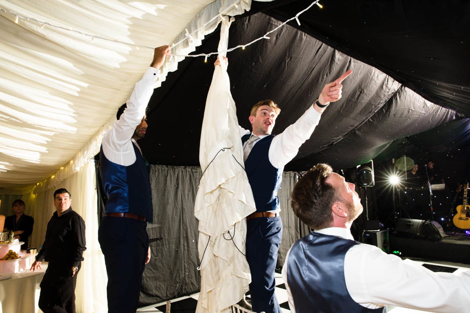 South West | Somerset | Frome | Summer | Classic | Outdoor | Blue | White | Country House | Real Wedding | Chris Giles Photography #Bridebook #RealWedding #WeddingIdeas Bridebook.co.uk