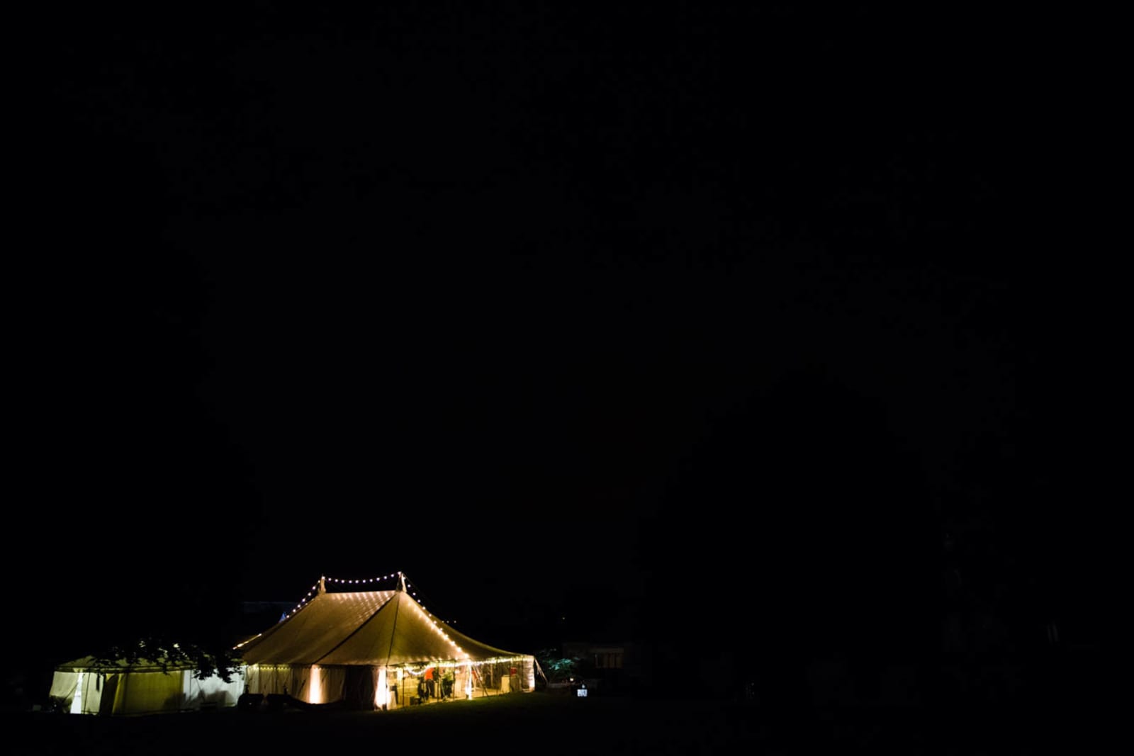 South West | Somerset | Frome | Summer | Classic | Outdoor | Blue | White | Country House | Real Wedding | Chris Giles Photography #Bridebook #RealWedding #WeddingIdeas Bridebook.co.uk