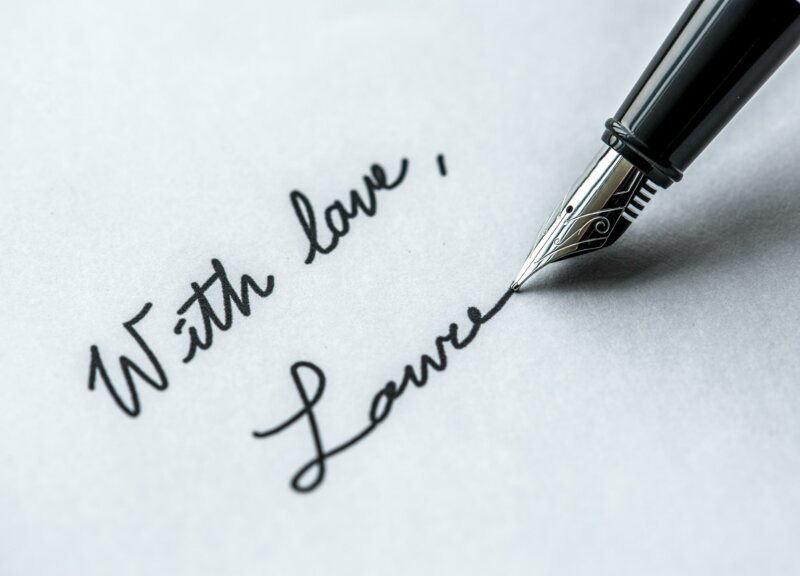 Mot d'amour au stylo plume